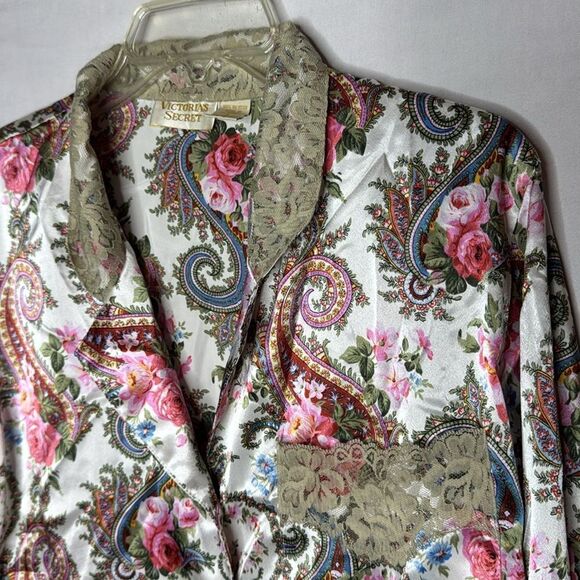 Victoria's Secret Vintage Gold Label Paisley/Rose Silky Pajama Set. Size Small. - Picture 3 of 10
